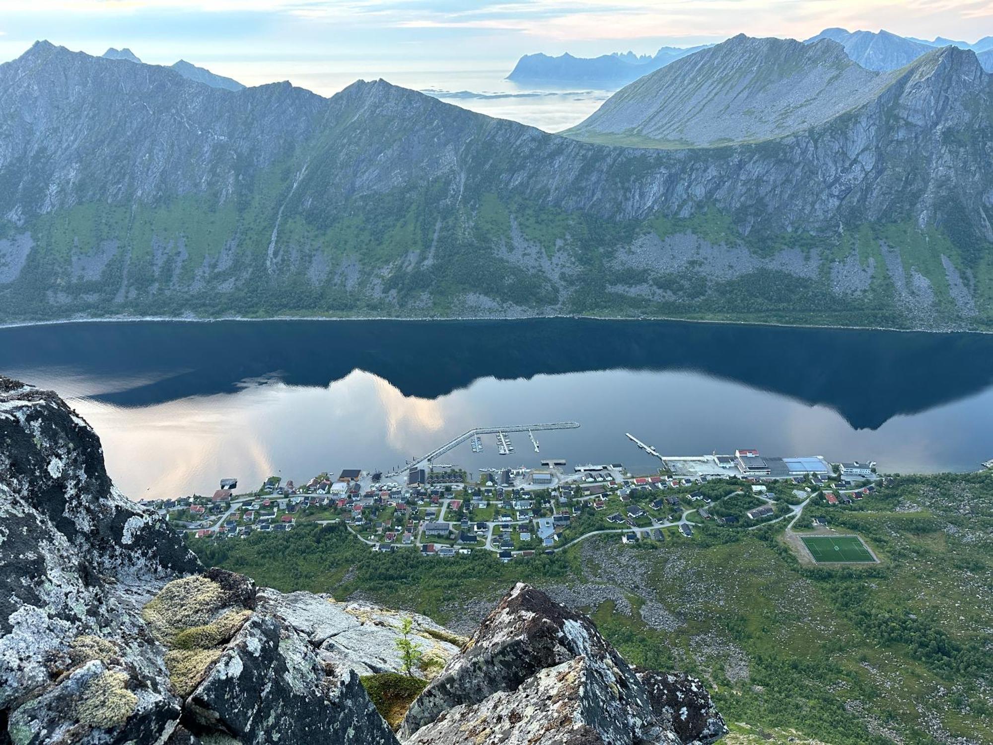 Apartamento Kaikanten Gryllefjord Exterior foto