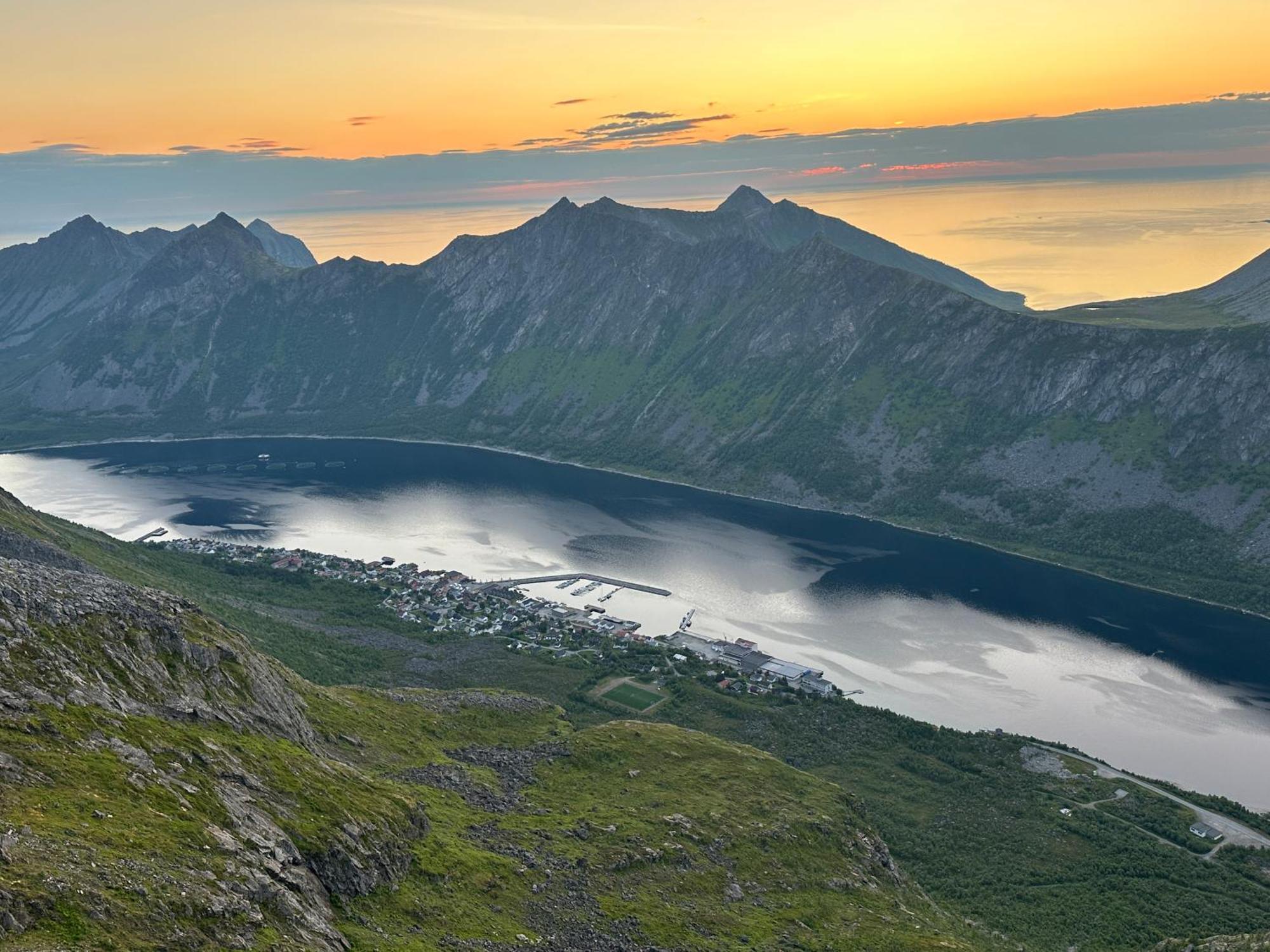 Apartamento Kaikanten Gryllefjord Exterior foto